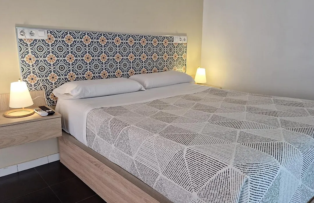 Hostal San Vicente II-1